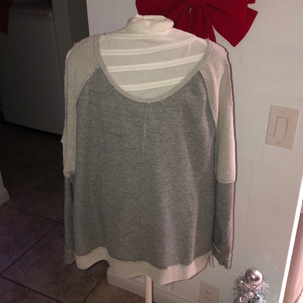 Cold Shoulder Sweatshirt - Xlarge size
